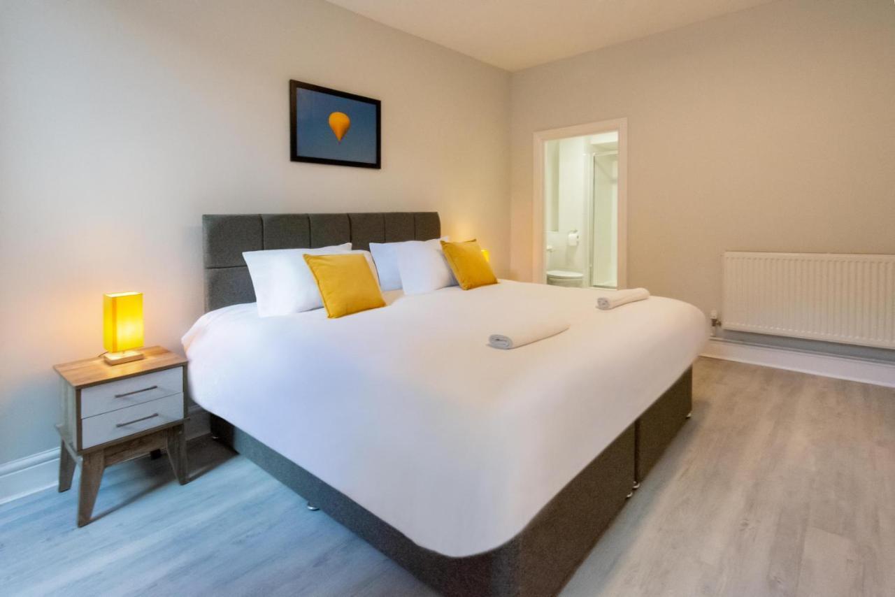 Free Parking! Very Large 2 Bedroom Clifton Flat Бристоль Экстерьер фото