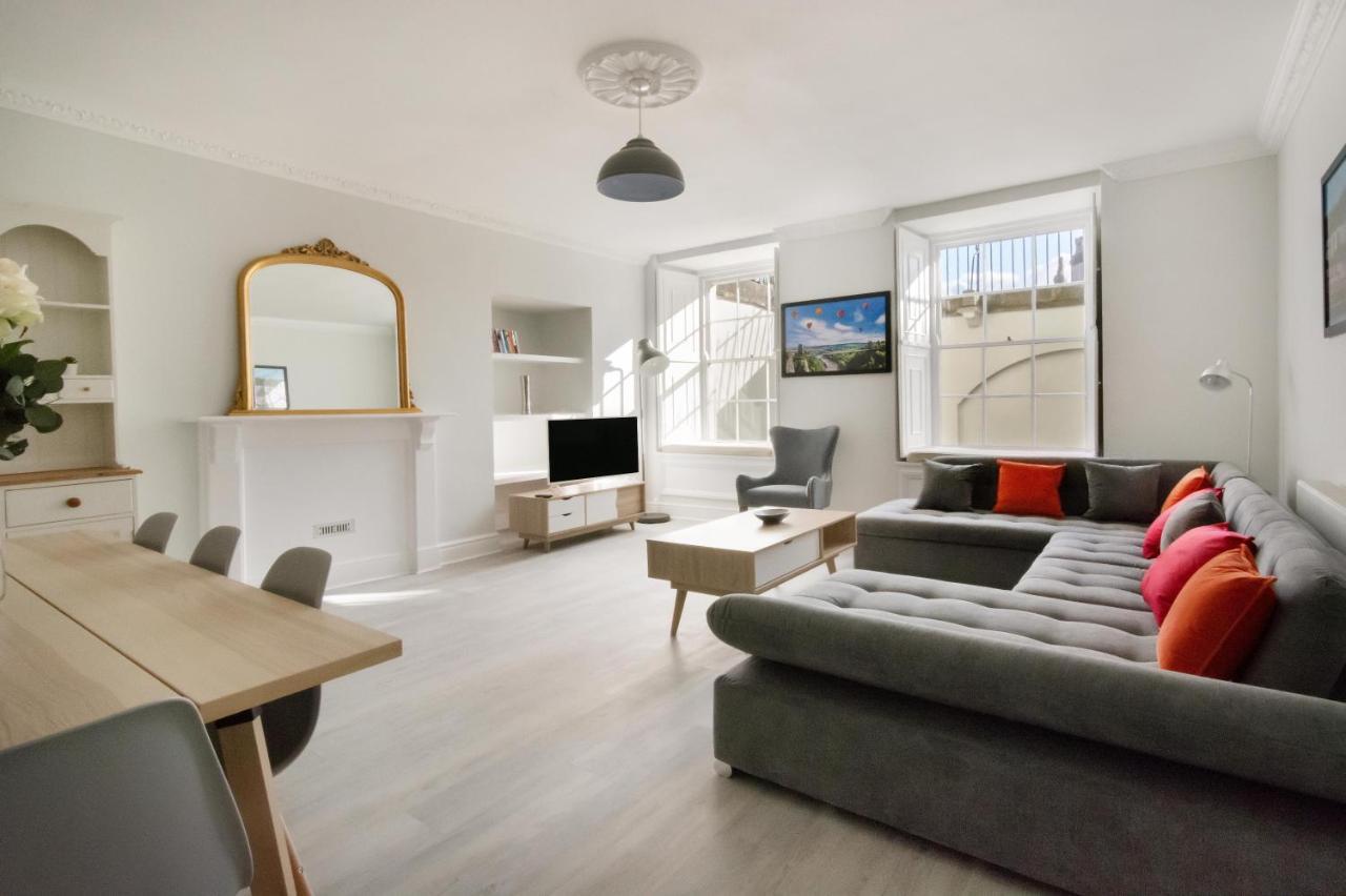 Free Parking! Very Large 2 Bedroom Clifton Flat Бристоль Экстерьер фото