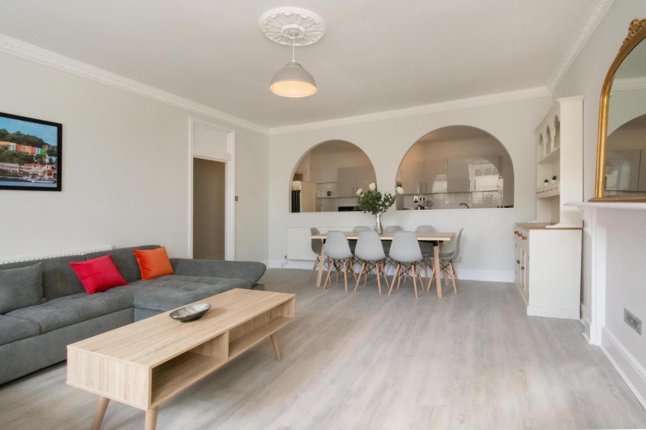 Free Parking! Very Large 2 Bedroom Clifton Flat Бристоль Экстерьер фото