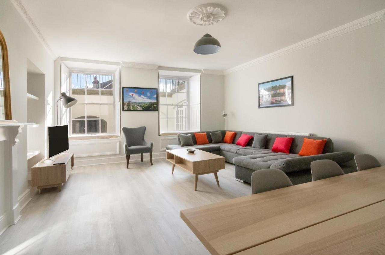 Free Parking! Very Large 2 Bedroom Clifton Flat Бристоль Экстерьер фото