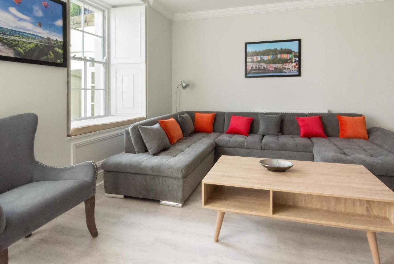 Free Parking! Very Large 2 Bedroom Clifton Flat Бристоль Экстерьер фото